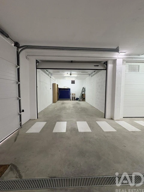 Apartamento T3 para Venda em Quelfes
