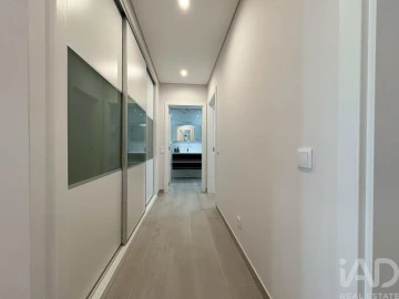 Apartamento T3 para Venda em Quelfes