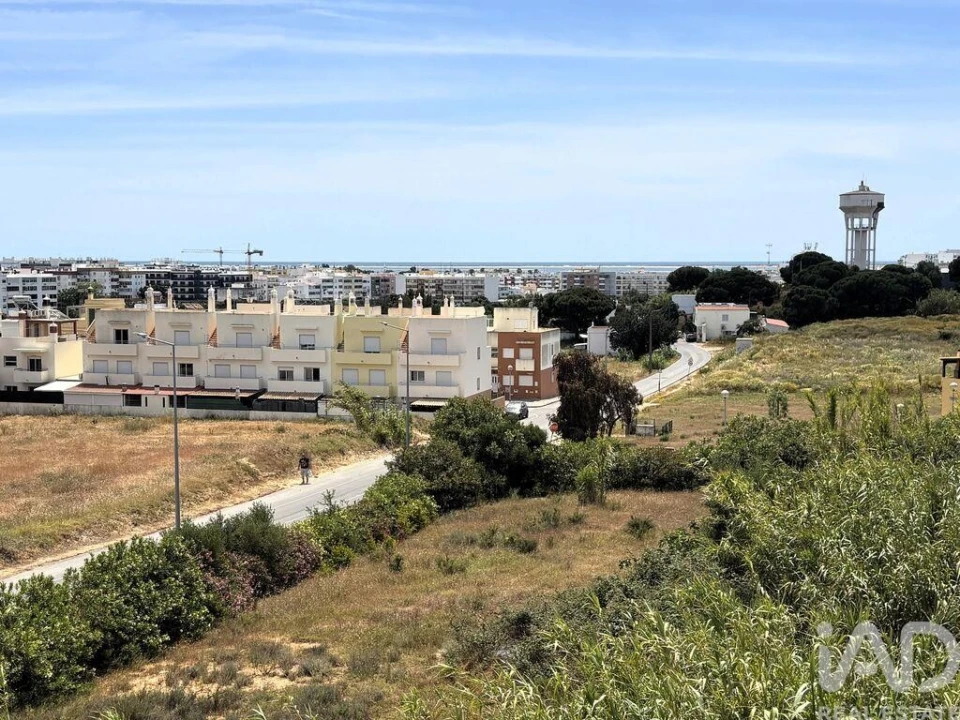 Apartamento T3 para Venda em Quelfes Foto 2