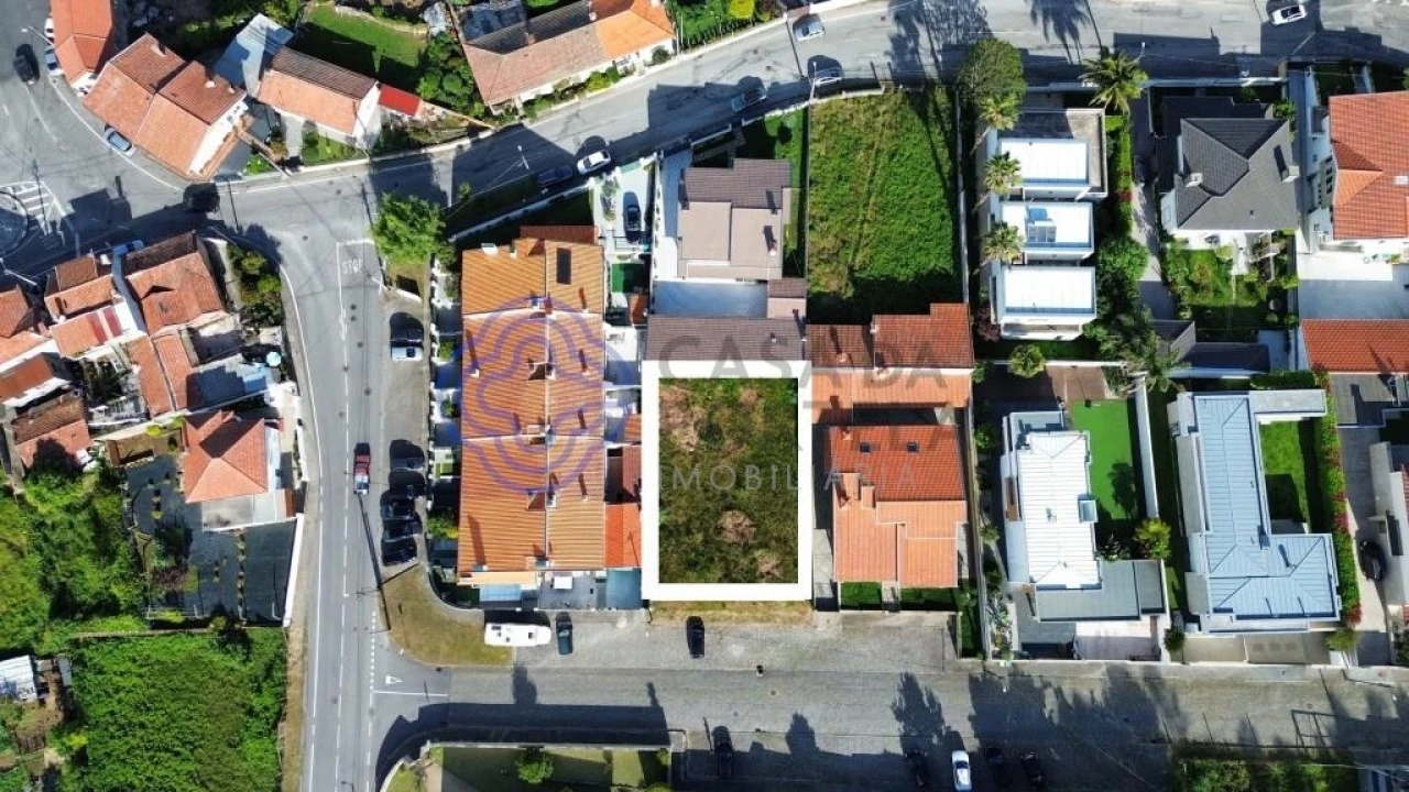 Terreno para Venda em Arrifana Foto 1
