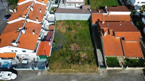 Terreno para Venda em Arrifana