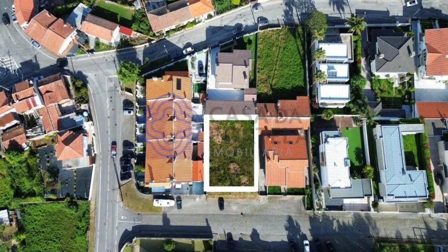 Terreno para Venda em Arrifana