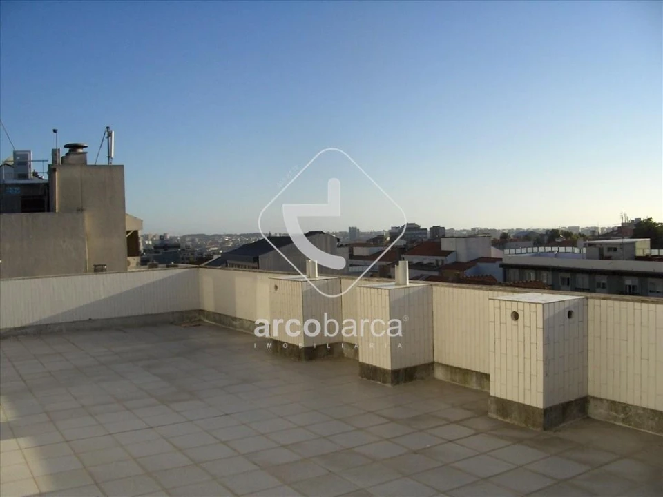 Escritório para Arrendamento em Cedofeita, Santo Ildefonso, Sé, Miragaia, São Nicolau e Vitória Foto 2