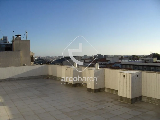 Escritório para Arrendamento em Cedofeita, Santo Ildefonso, Sé, Miragaia, São Nicolau e Vitória Foto 2