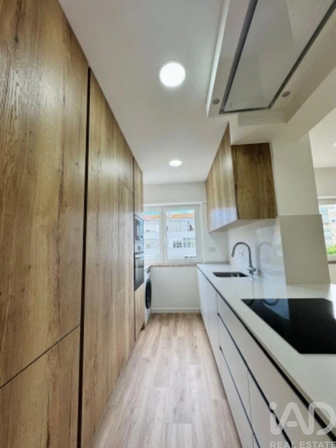 Apartamento T1 para Venda em Seixal, Arrentela e Aldeia de Paio Pires