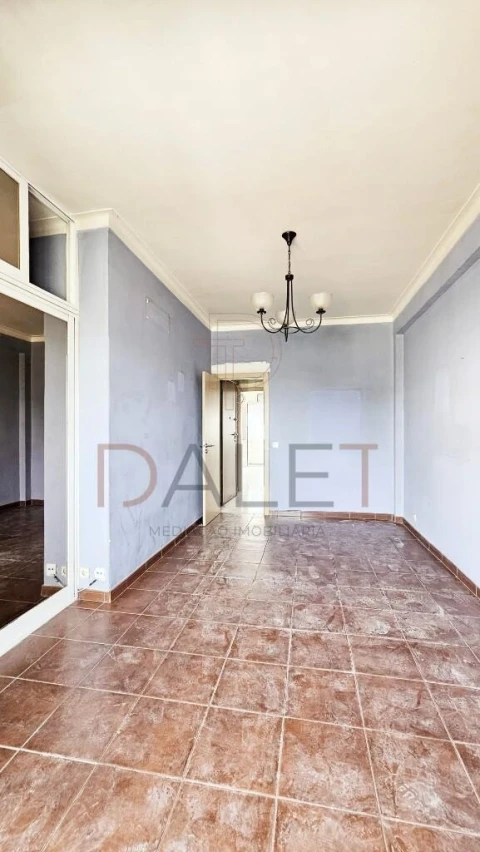 Apartamento T3 para Venda em Seixal, Arrentela e Aldeia de Paio Pires