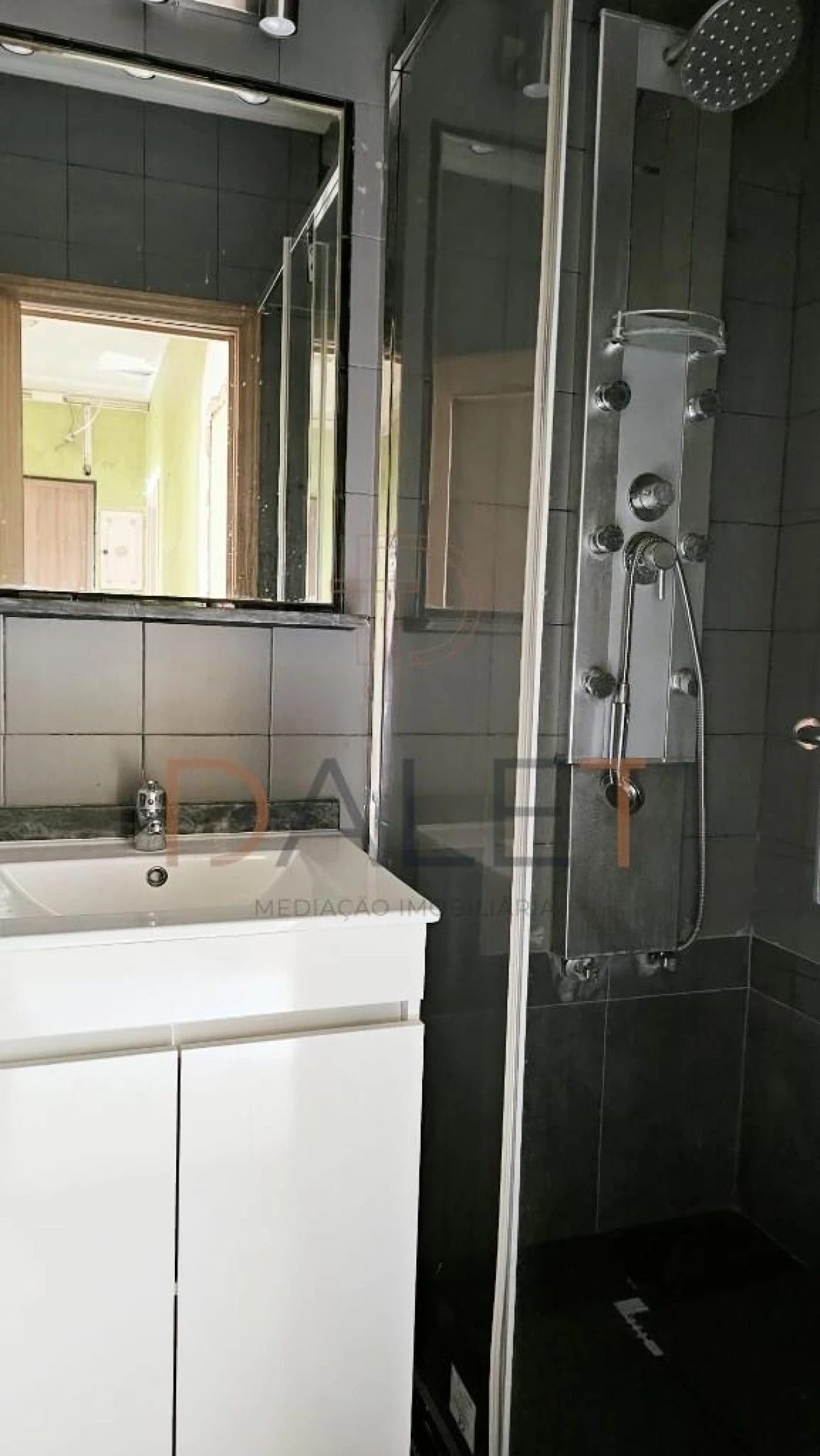Apartamento T3 para Venda em Seixal, Arrentela e Aldeia de Paio Pires Foto 13