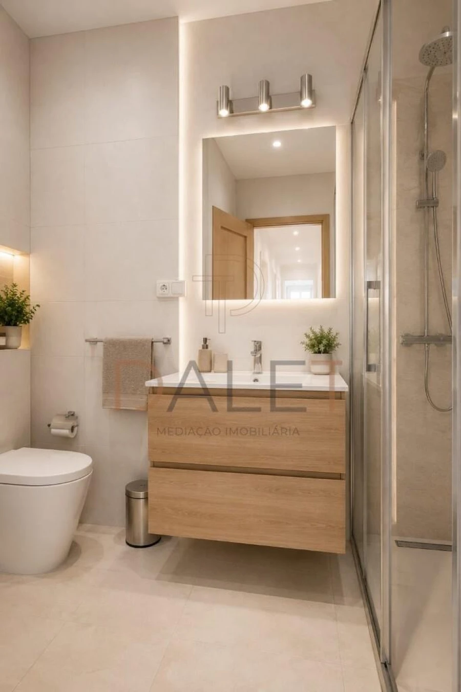 Apartamento T3 para Venda em Seixal, Arrentela e Aldeia de Paio Pires Foto 25