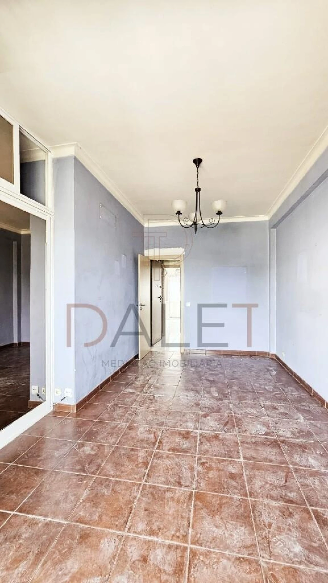Apartamento T3 para Venda em Seixal, Arrentela e Aldeia de Paio Pires Foto 8