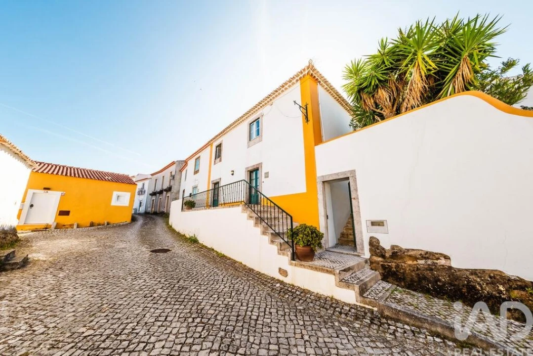 Moradia T4 para Venda em Gaeiras Foto 4