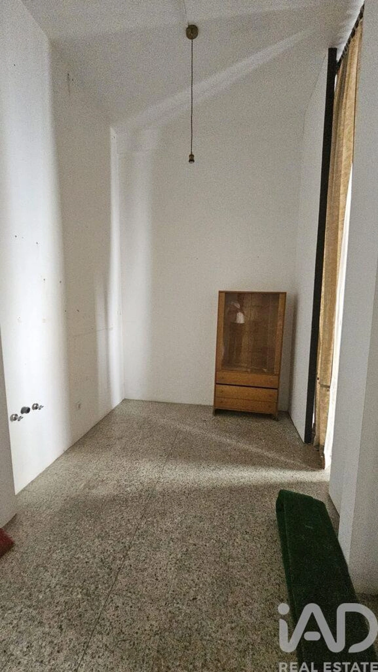 Loja para Arrendamento em Loule (São Sebastião) Foto 12