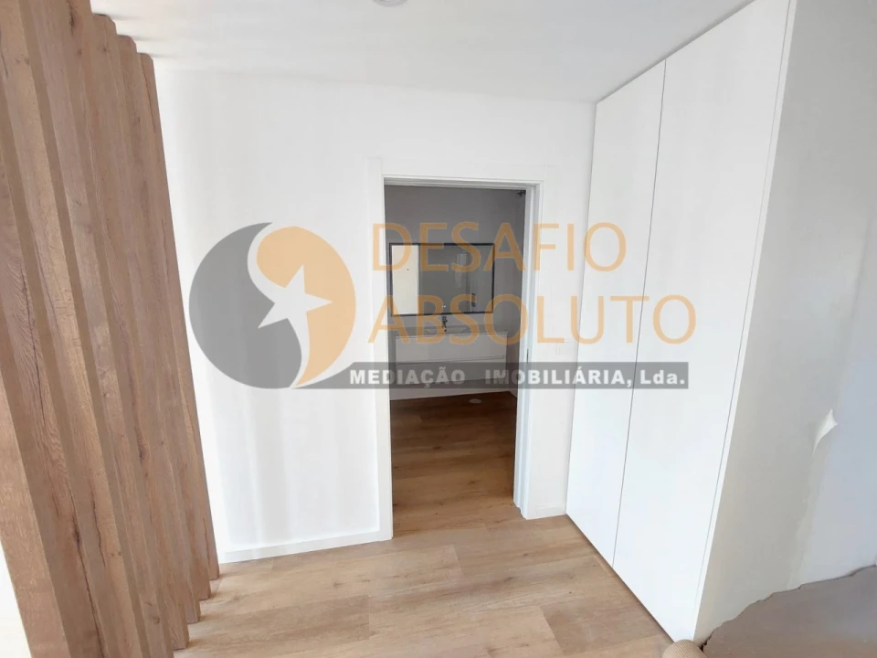 Apartamento T2 para Venda em Quinta do Conde Foto 3