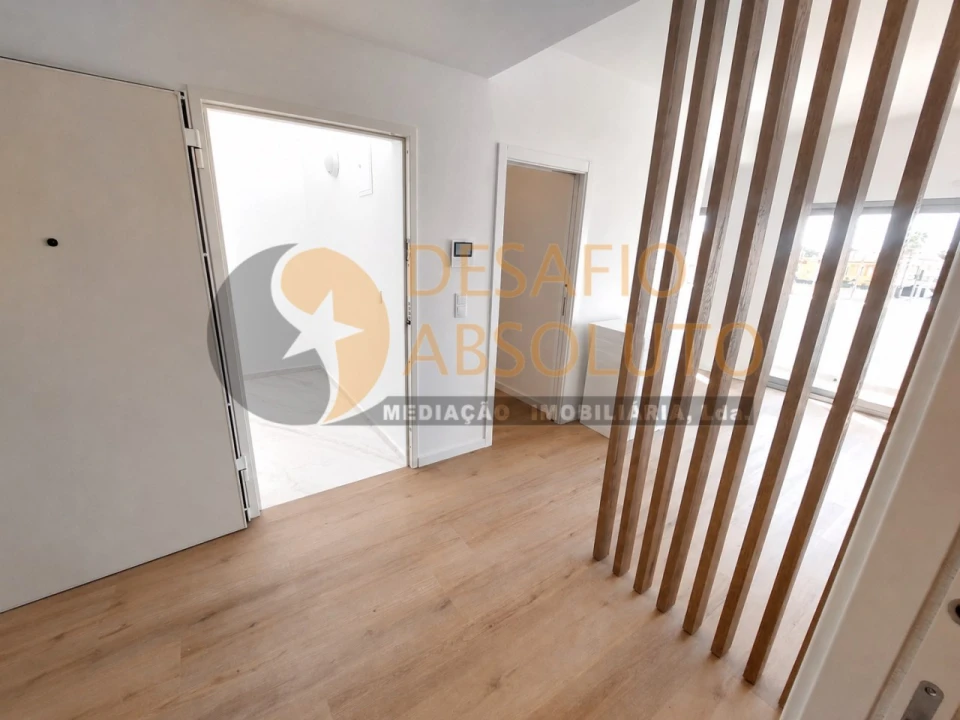 Apartamento T2 para Venda em Quinta do Conde Foto 4
