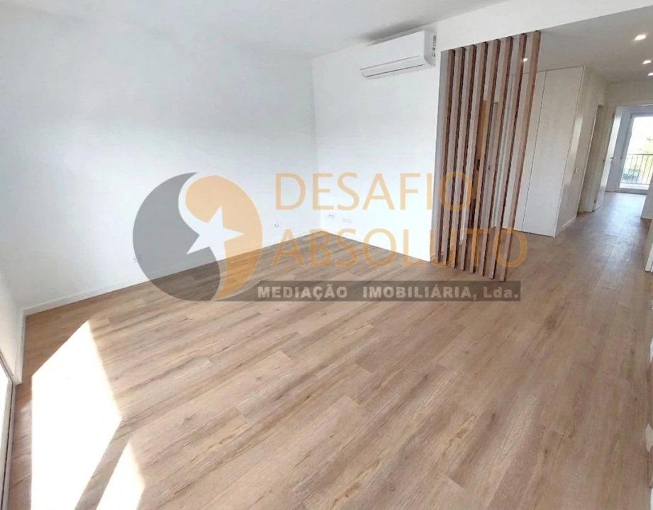 Apartamento T2 para Venda em Quinta do Conde Foto 7