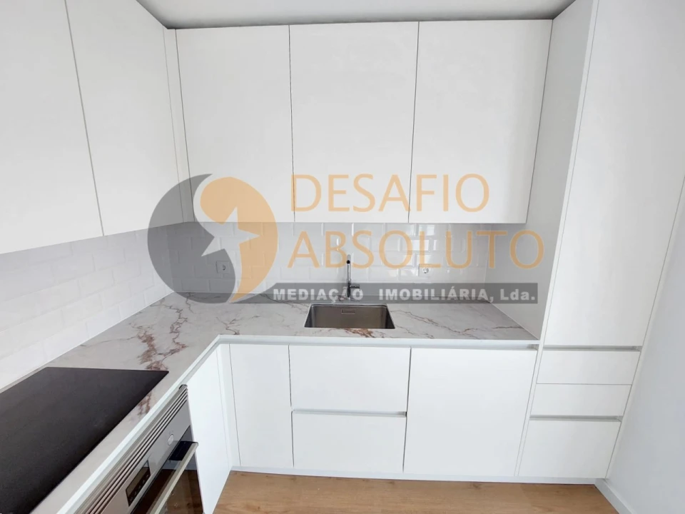 Apartamento T2 para Venda em Quinta do Conde Foto 9