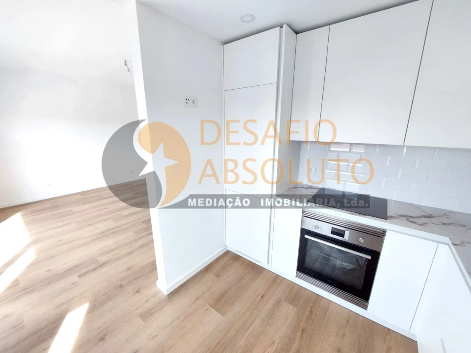 Apartamento T2 para Venda em Quinta do Conde Foto 10