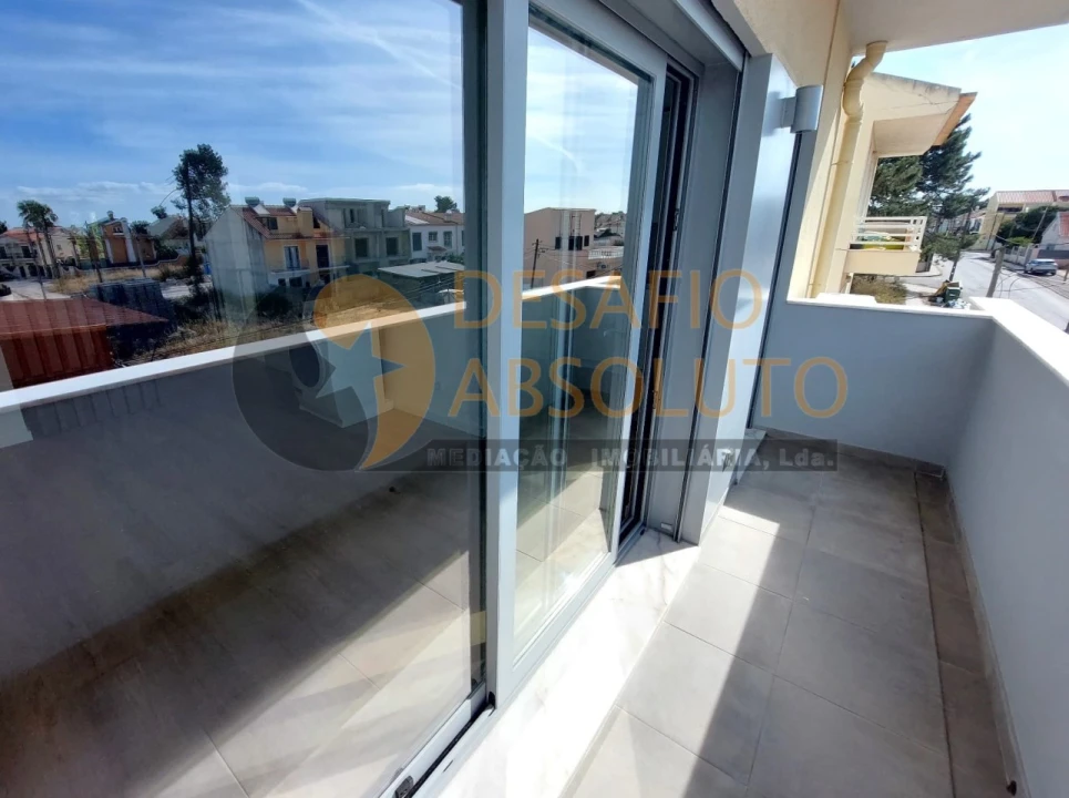 Apartamento T2 para Venda em Quinta do Conde Foto 25