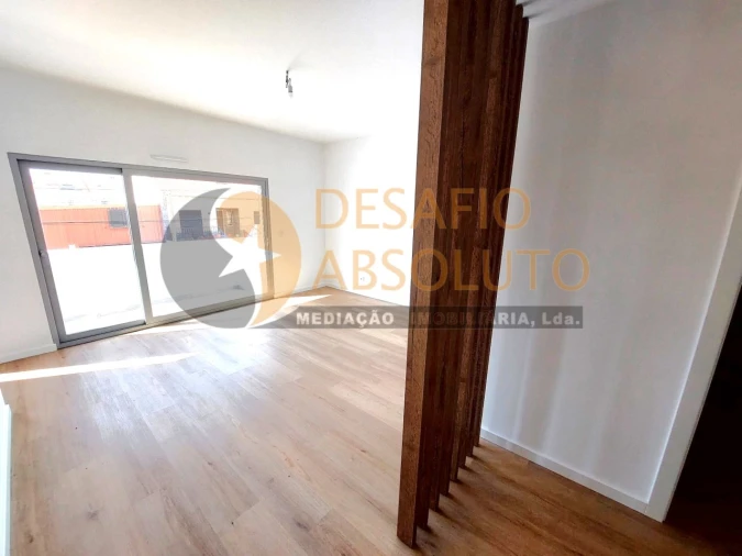 Apartamento T2 para Venda em Quinta do Conde Foto 5