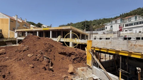 Moradia T3 para Venda em Fanhões