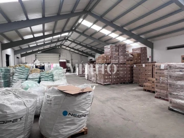 Armazém para Venda em Esmeriz e Cabeçudos