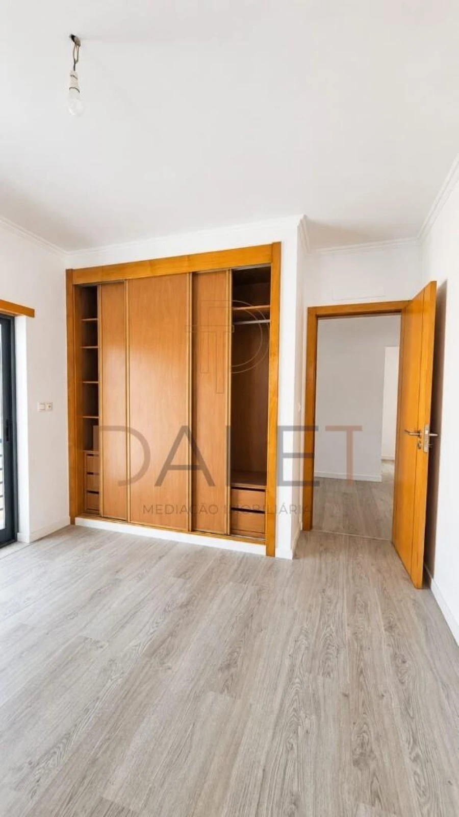 Moradia T5 para Venda em Almada, Cova da Piedade, Pragal e Cacilhas Foto 28
