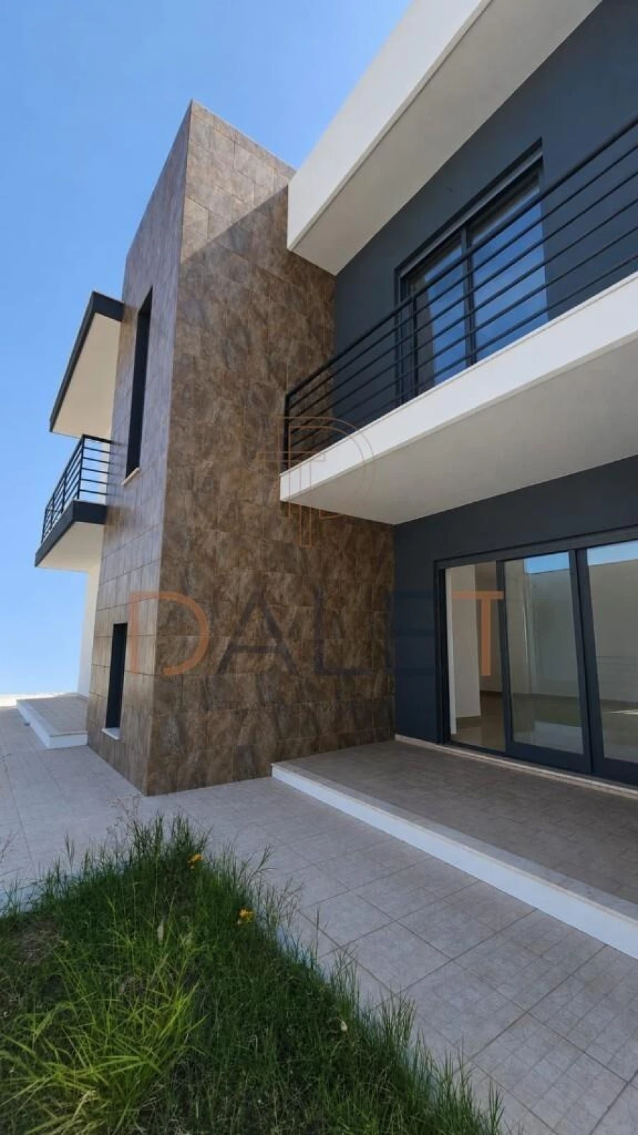 Moradia T5 para Venda em Almada, Cova da Piedade, Pragal e Cacilhas Foto 3