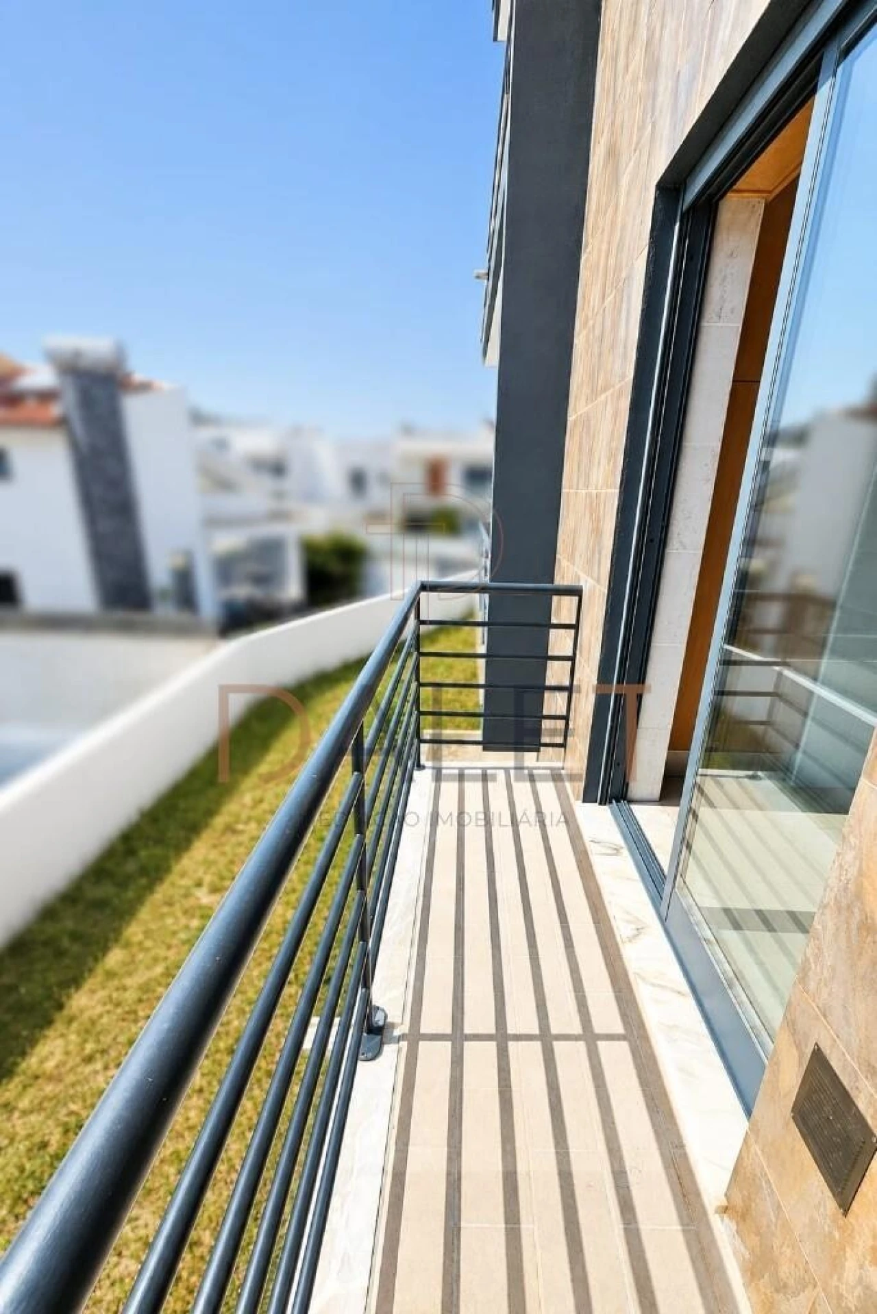 Moradia T5 para Venda em Almada, Cova da Piedade, Pragal e Cacilhas Foto 47
