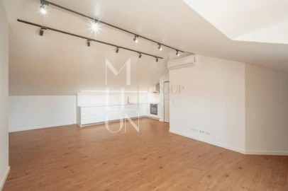 Apartamento T1 para Venda em Areeiro