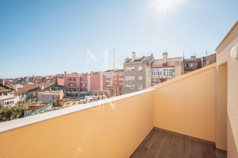Apartamento T1 para Venda em Areeiro Foto 24