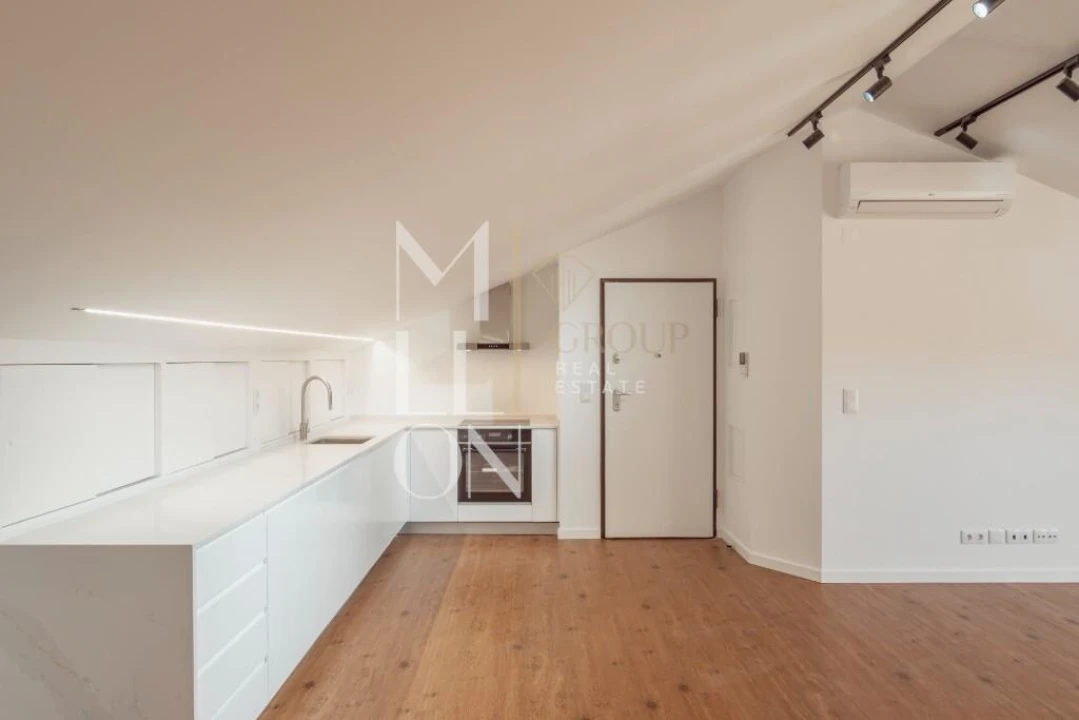 Apartamento T1 para Venda em Areeiro Foto 7