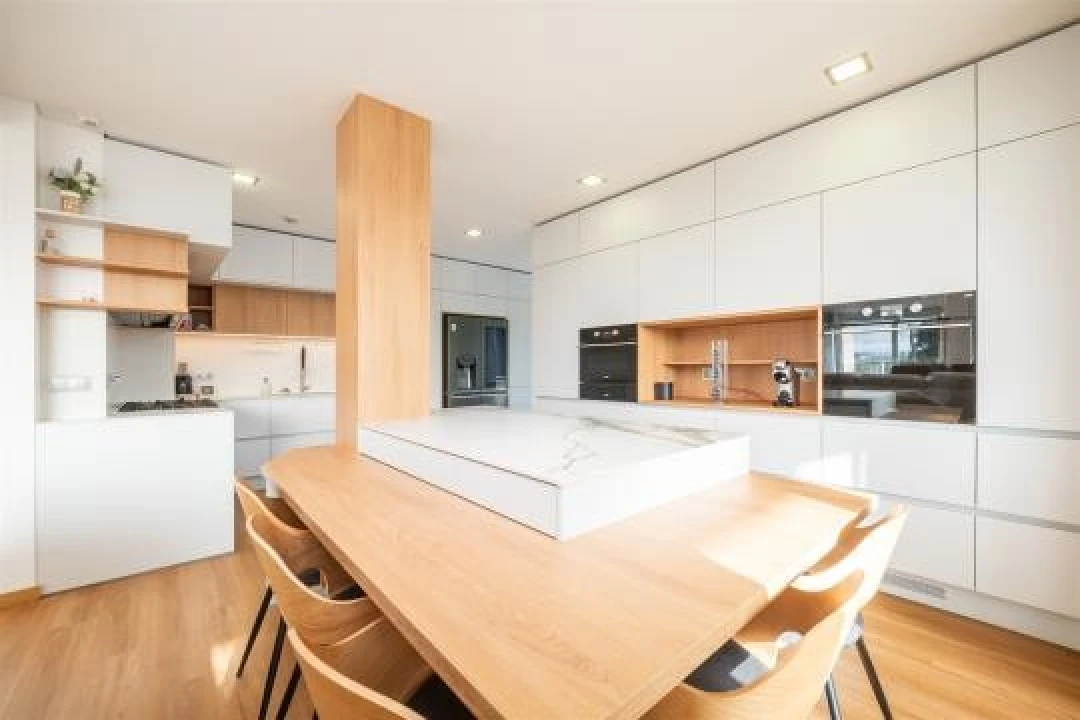 Apartamento T4 para Venda em Santo Antonio dos Olivais Foto 1
