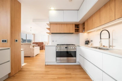 Apartamento T4 para Venda em Santo Antonio dos Olivais