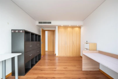 Apartamento T4 para Venda em Santo Antonio dos Olivais
