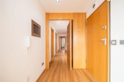 Apartamento T4 para Venda em Santo Antonio dos Olivais