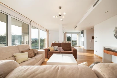 Apartamento T4 para Venda em Santo Antonio dos Olivais