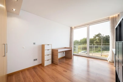 Apartamento T4 para Venda em Santo Antonio dos Olivais
