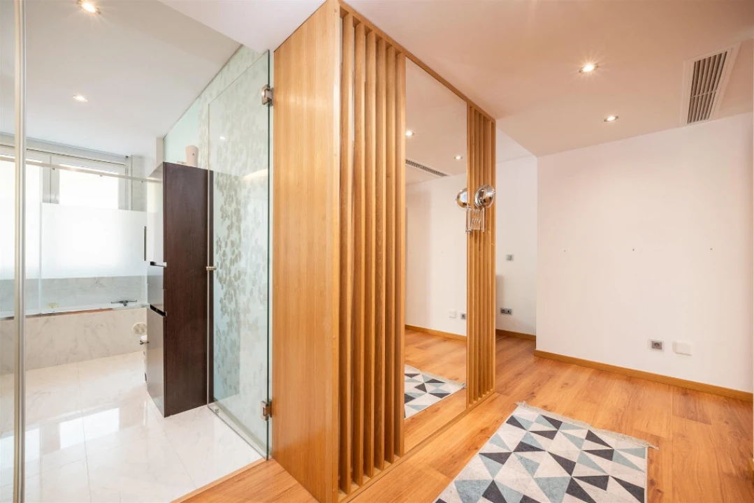 Apartamento T4 para Venda em Santo Antonio dos Olivais Foto 10