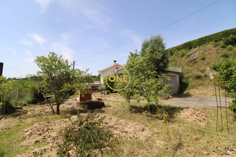 Moradia T5 para Venda em Valdreu Foto 46