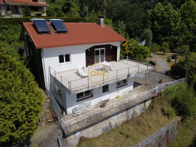 Moradia T5 para Venda em Valdreu Foto 6