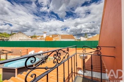 Moradia T3 para Venda em Alguber