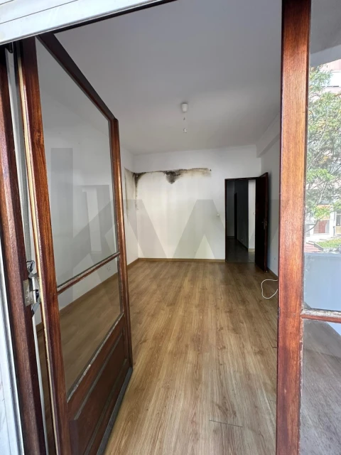 Apartamento T2 para Venda em Póvoa de Santa Iria e Forte da Casa