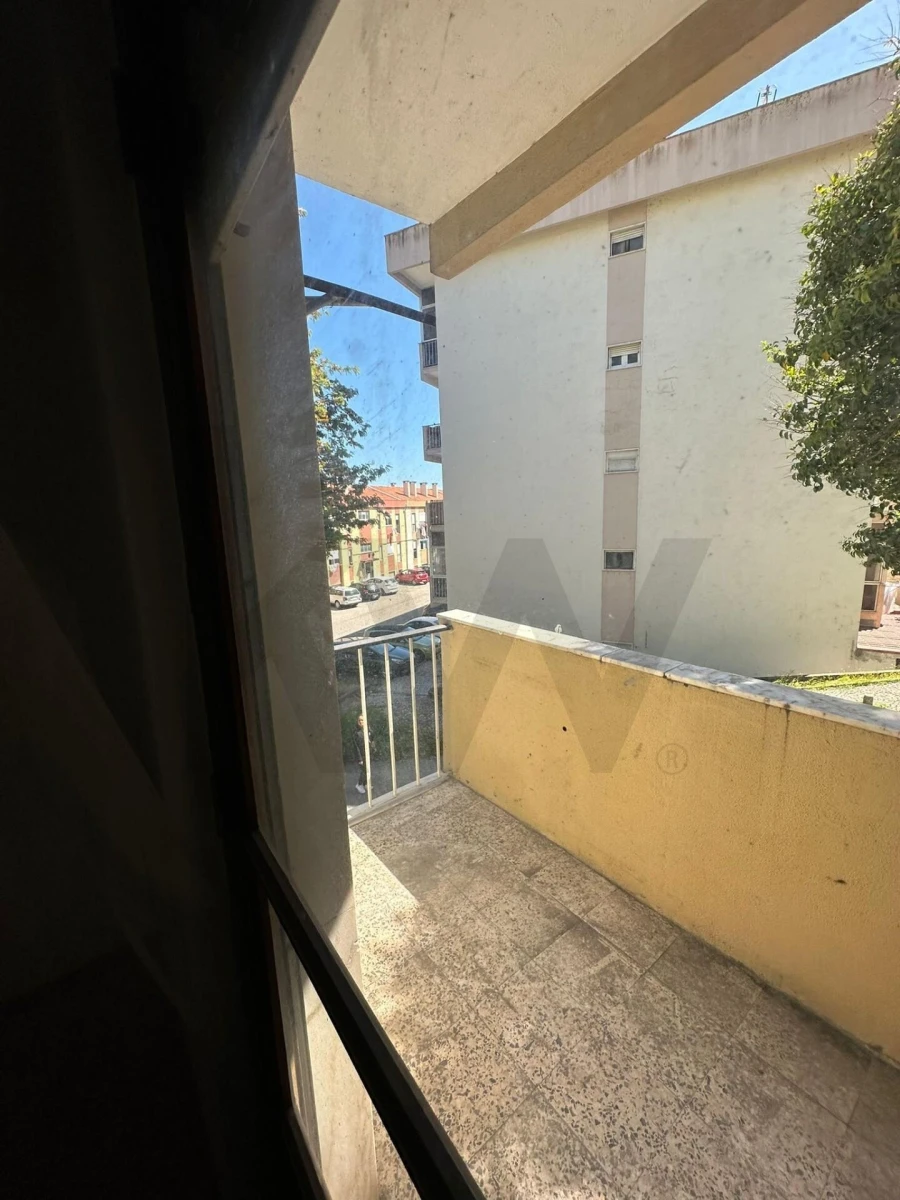 Apartamento T2 para Venda em Póvoa de Santa Iria e Forte da Casa Foto 21