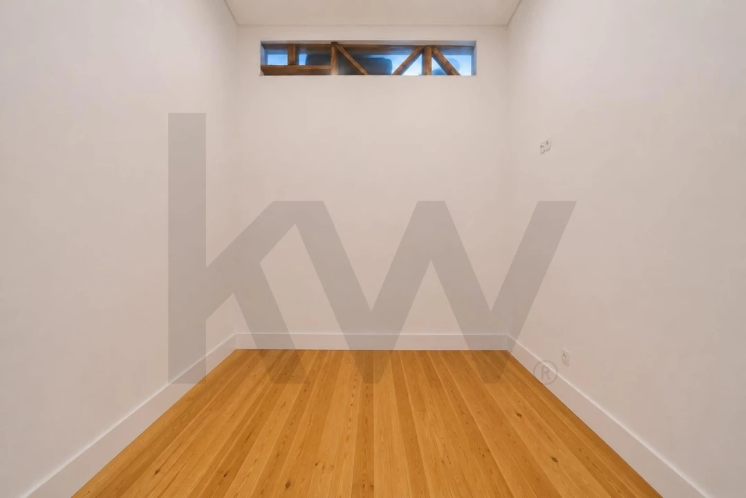 Apartamento T2 para Venda em São Vicente Foto 10