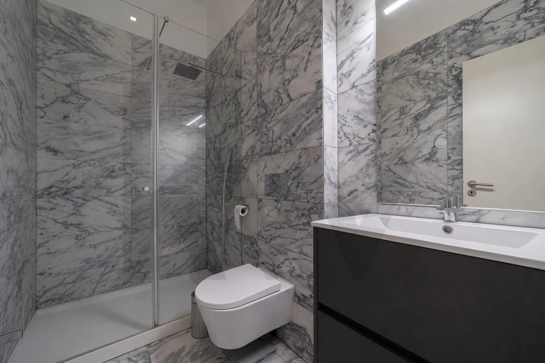 Apartamento T2 para Venda em São Vicente Foto 12