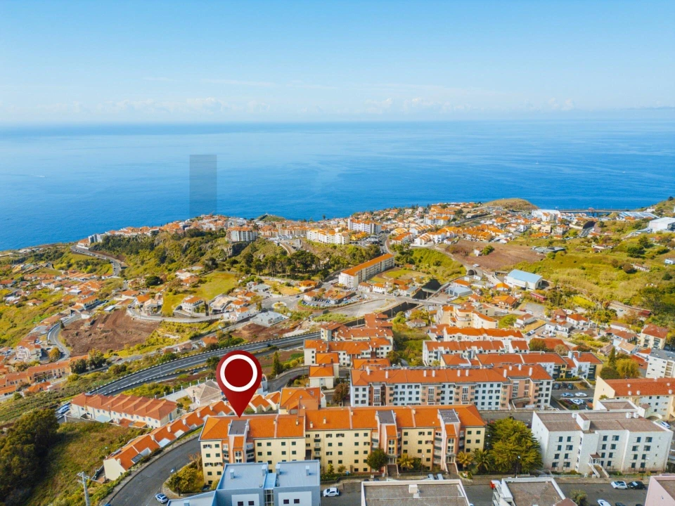 Apartamento T3 para Venda em Caniço Foto 36