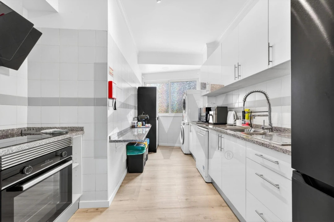 Apartamento T3 para Venda em Caniço Foto 12