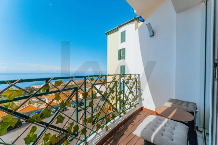 Apartamento T3 para Venda em Caniço Foto 9