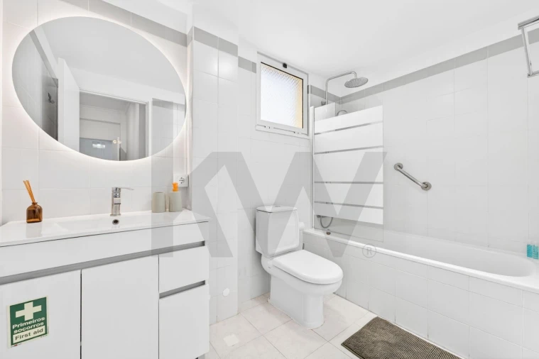 Apartamento T3 para Venda em Caniço Foto 24