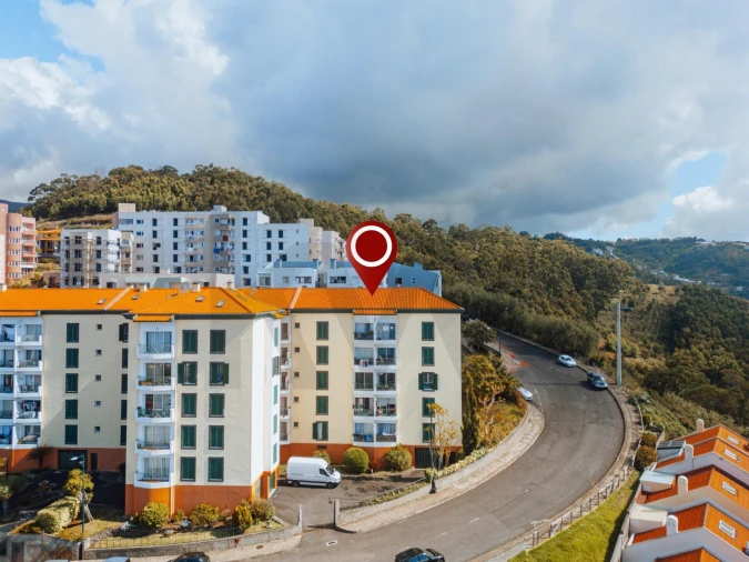 Apartamento T3 para Venda em Caniço Foto 30