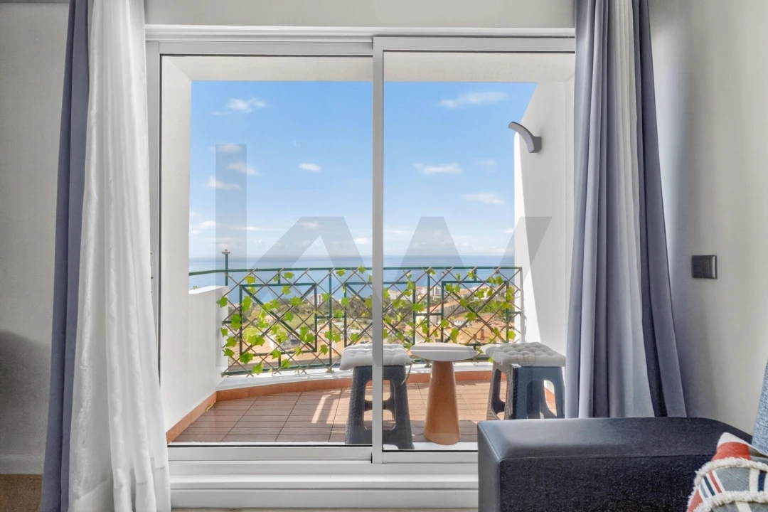 Apartamento T3 para Venda em Caniço Foto 8